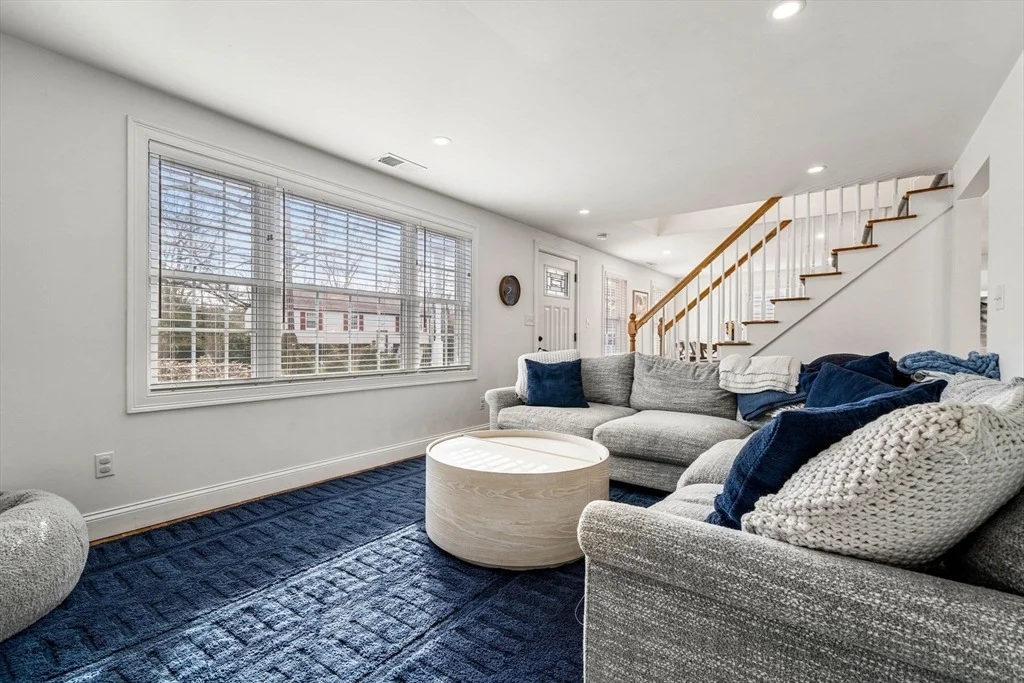 Photo of 49 Grove Cir