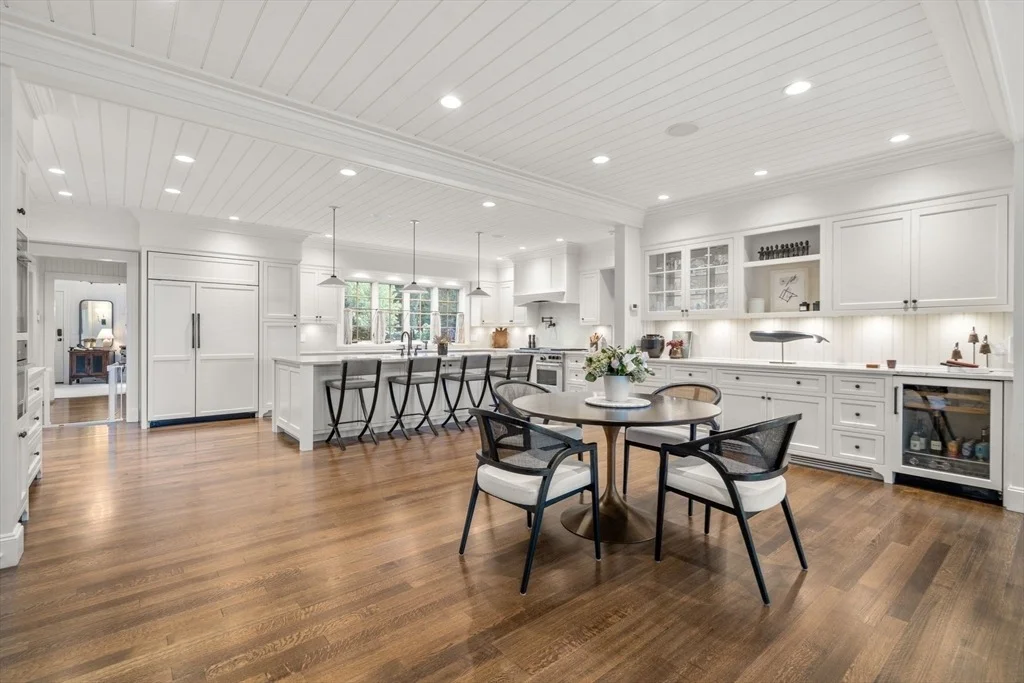 Photo of 76 Robin Rd