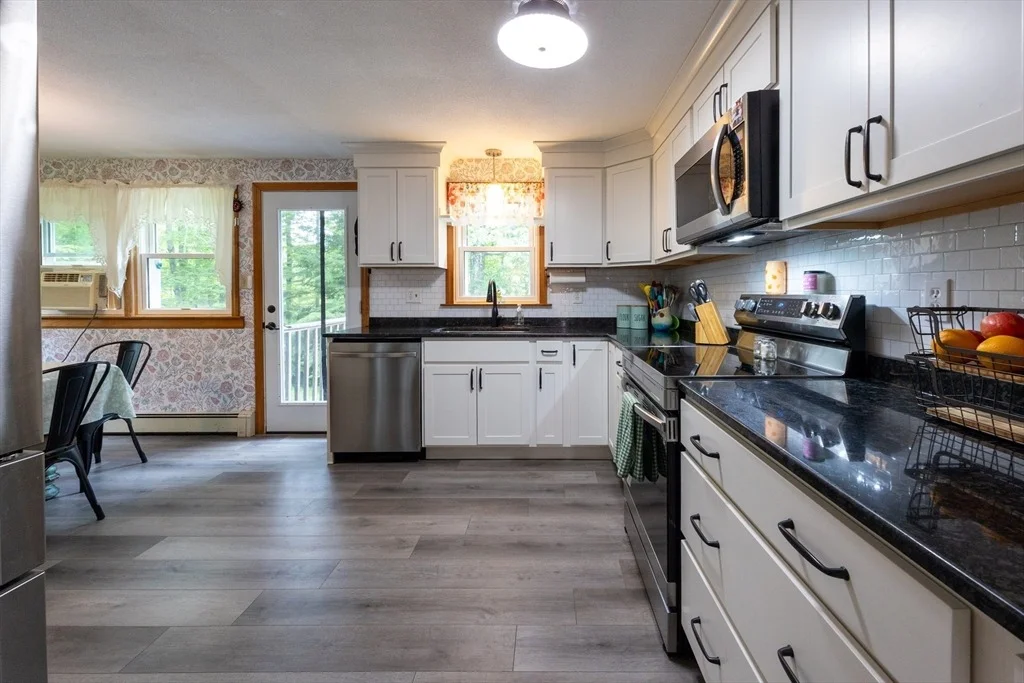 Photo of 18 Cobb Rd