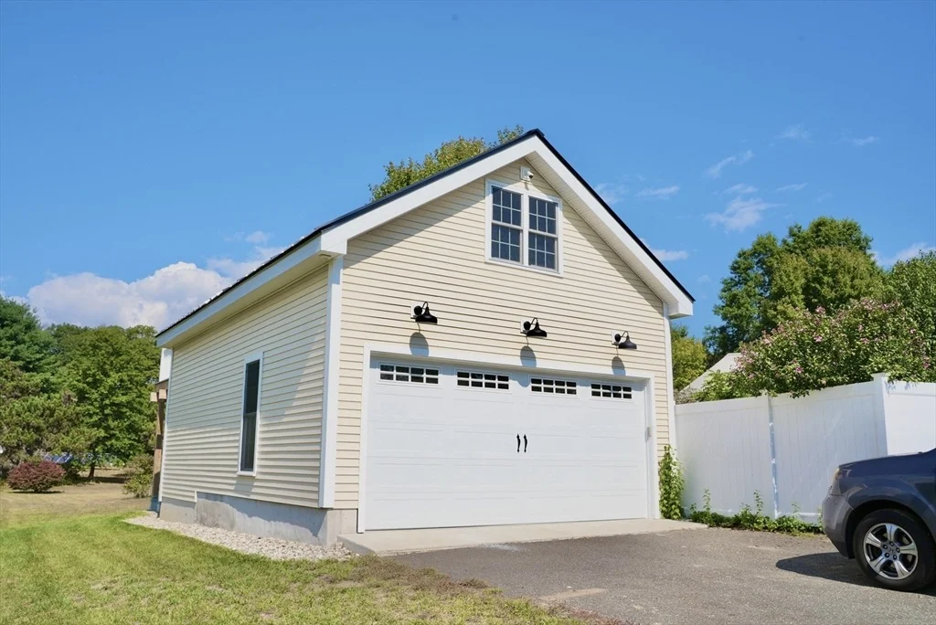 Photo of 72 Elm St
