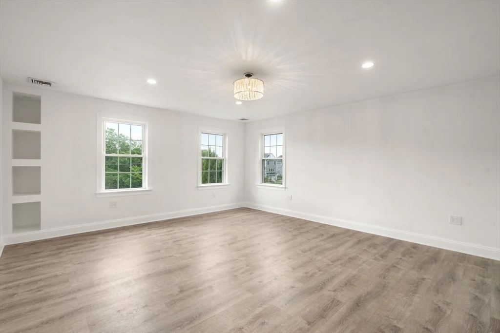 Photo of 60 Morse Ave
