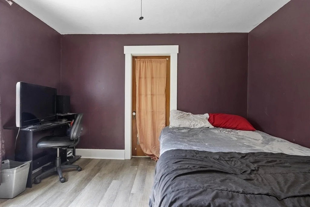 Photo of 284 Drury Ave.