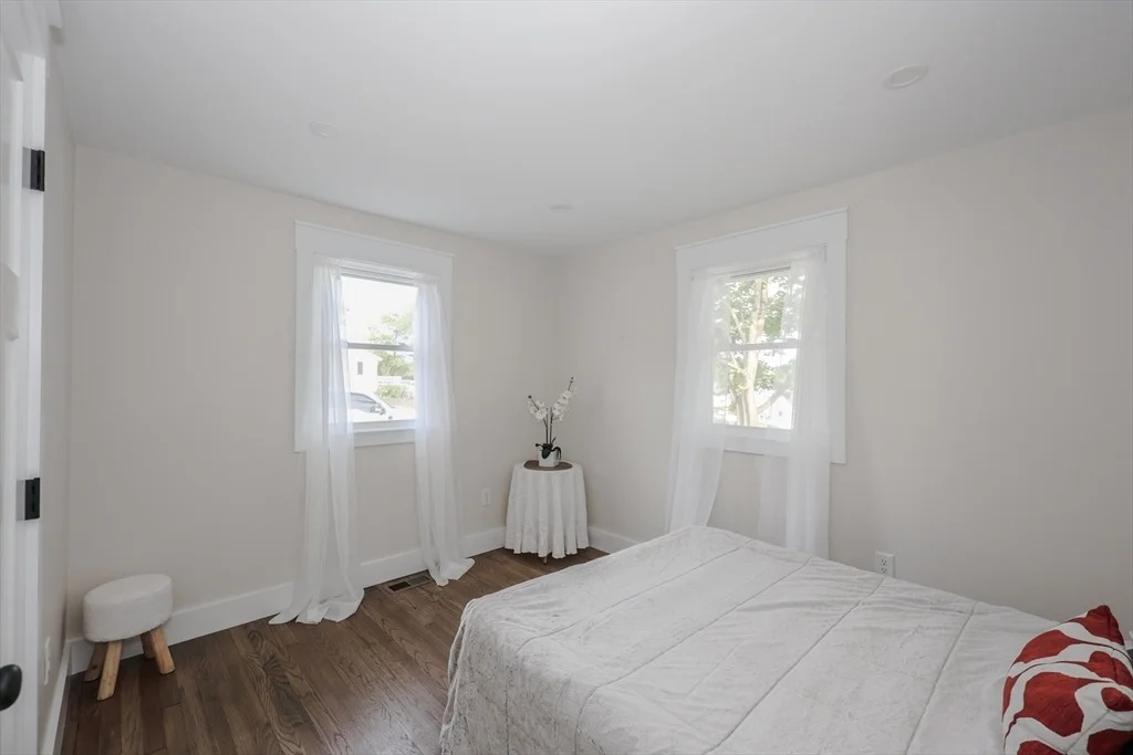 Photo of 1 Knowlton Rd