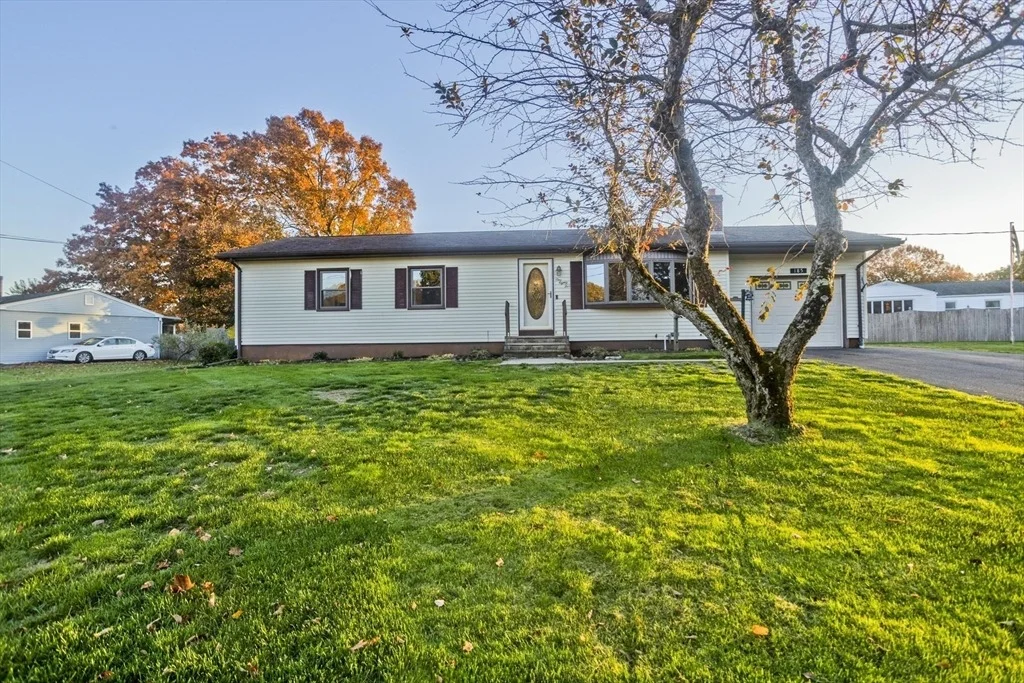 Photo of 185 Fletcher Cir