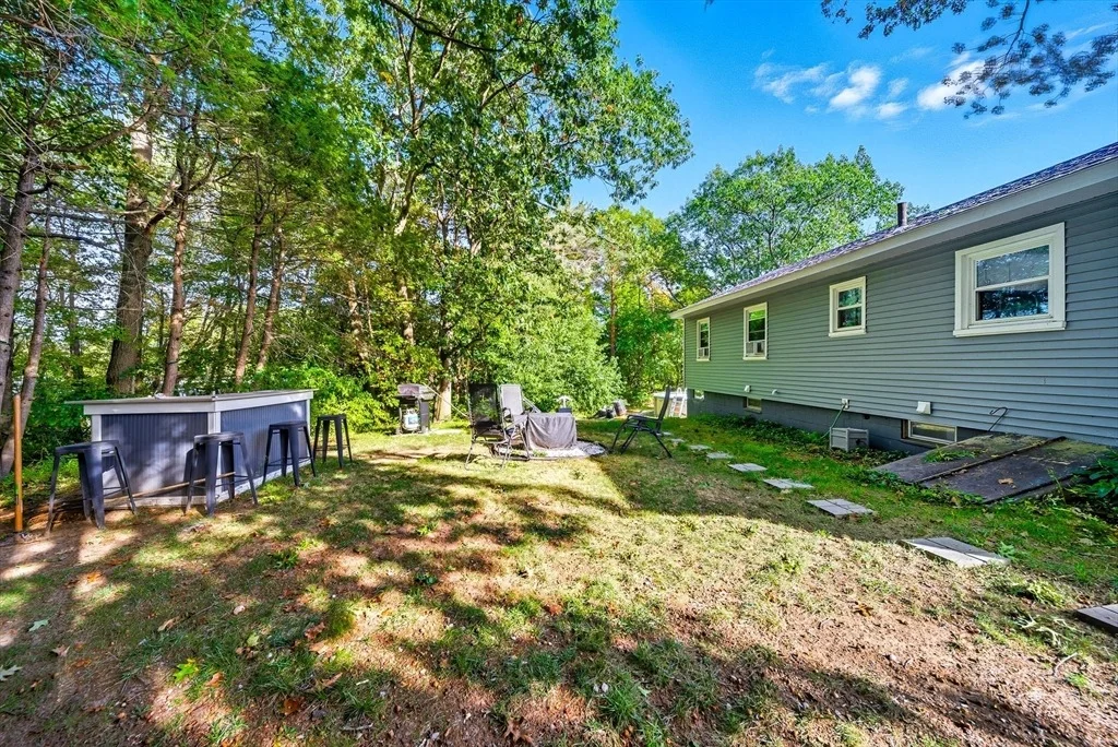 Photo of 20 Oakhill Dr