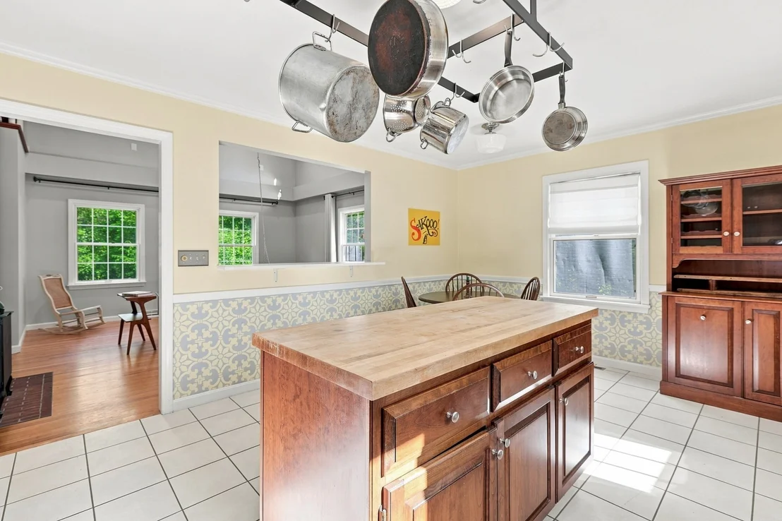 Photo of 87 Montague Rd