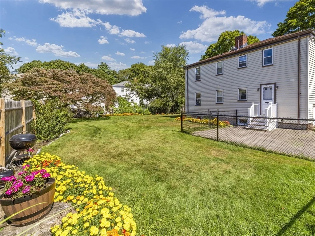 Photo of 6 Newcroft Cir