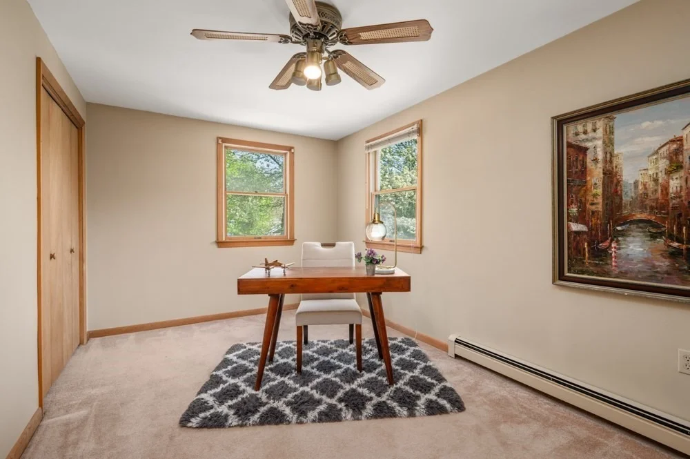 Photo of 6 Ivy Ln