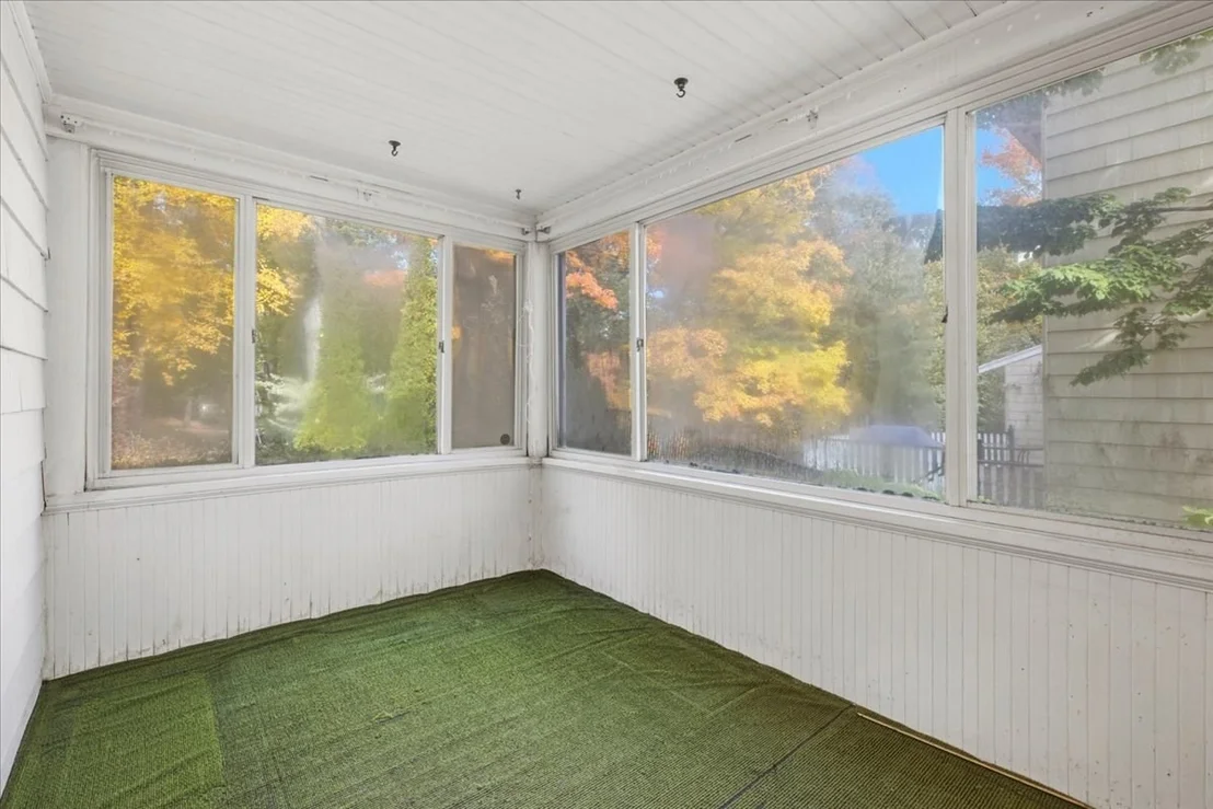 Photo of 77 Payson Rd