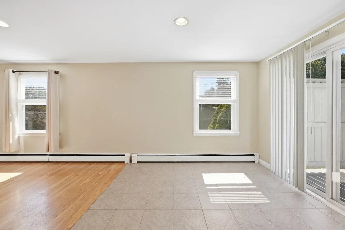 Photo of 27 Aldea Ave