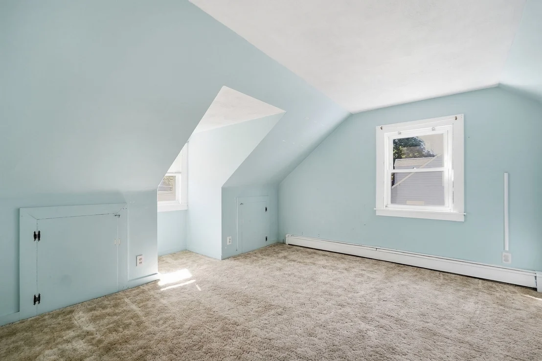 Photo of 24 Grandview St
