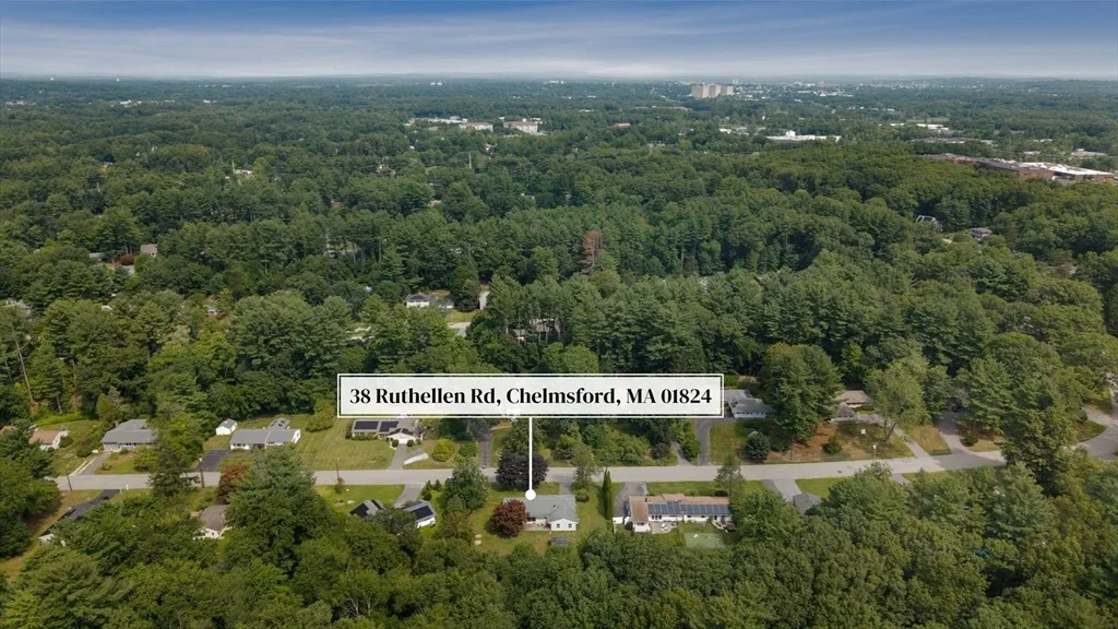 Photo of 38 Ruthellen Rd