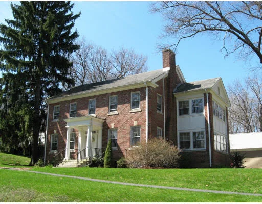 Photo of 63 Walnut St