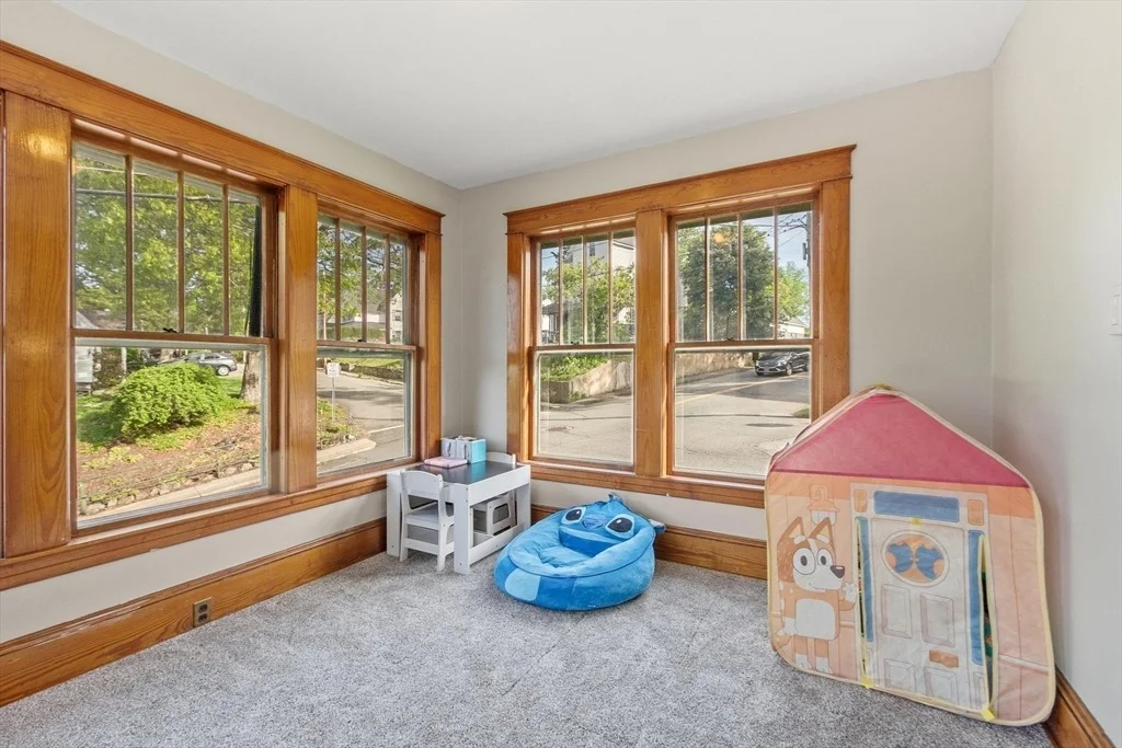 Photo of 147 Wallingford Ave