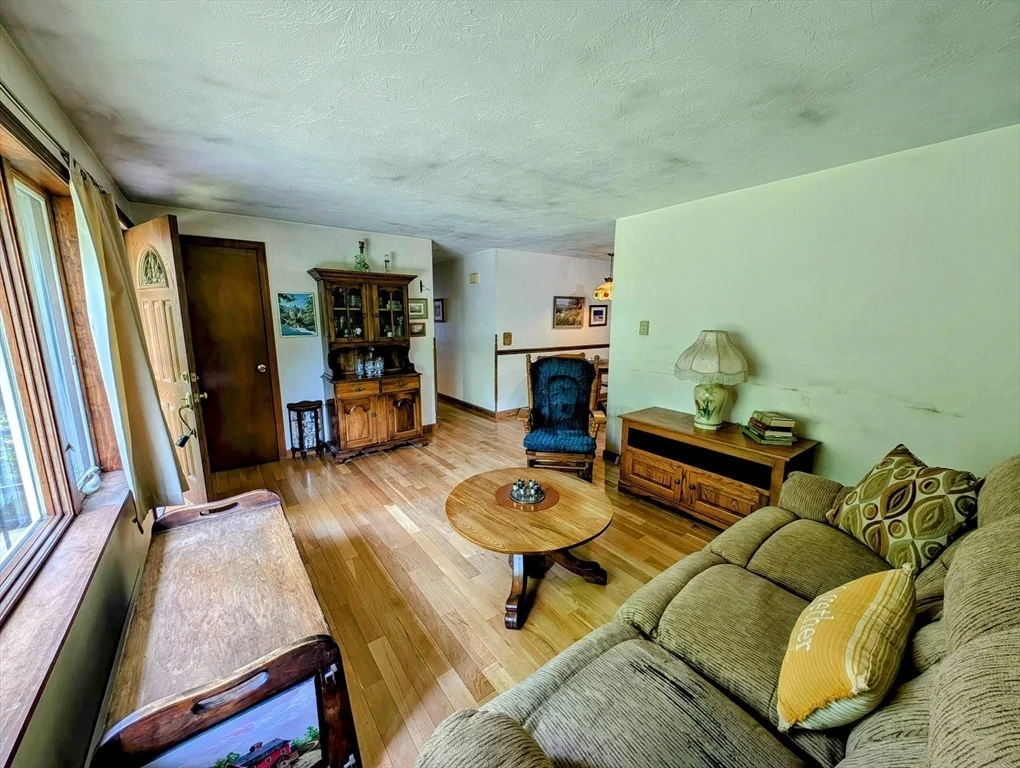 Photo of 74 Ellis Rd