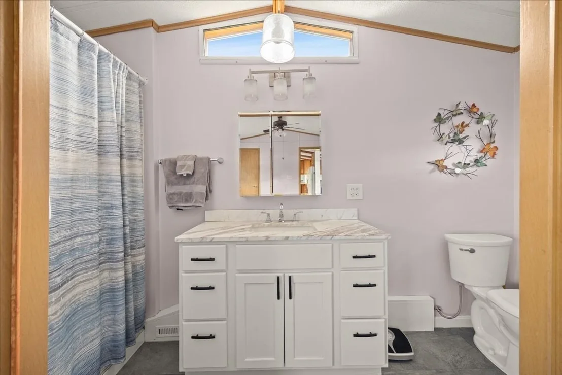 Photo of 6 Viola Dr