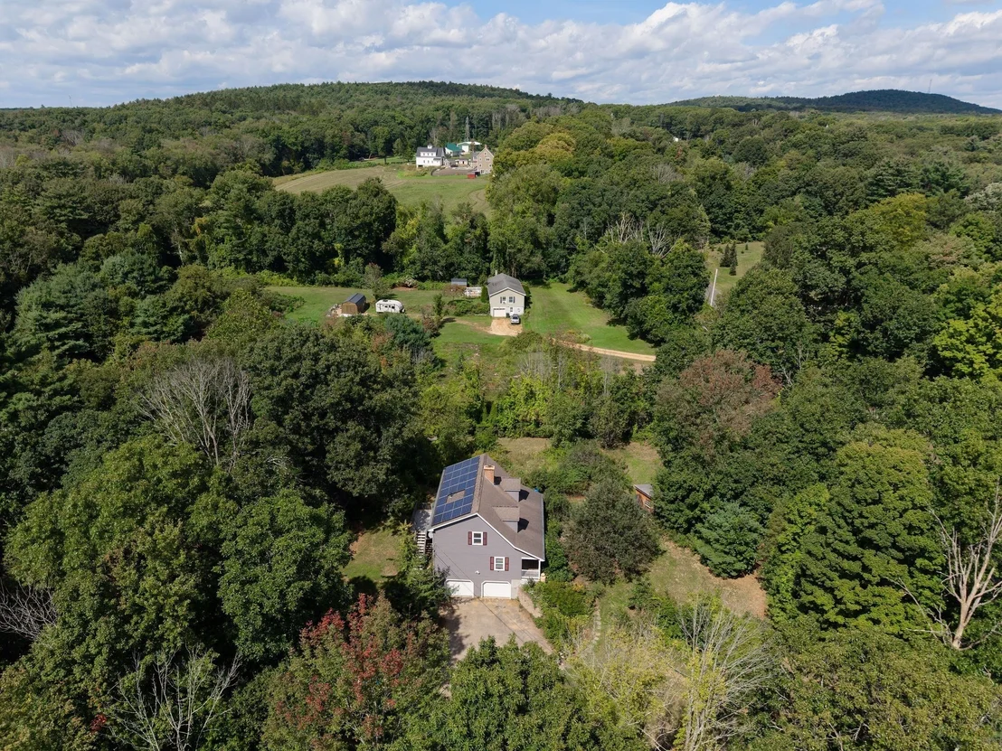 Photo of 152 Pierce Rd