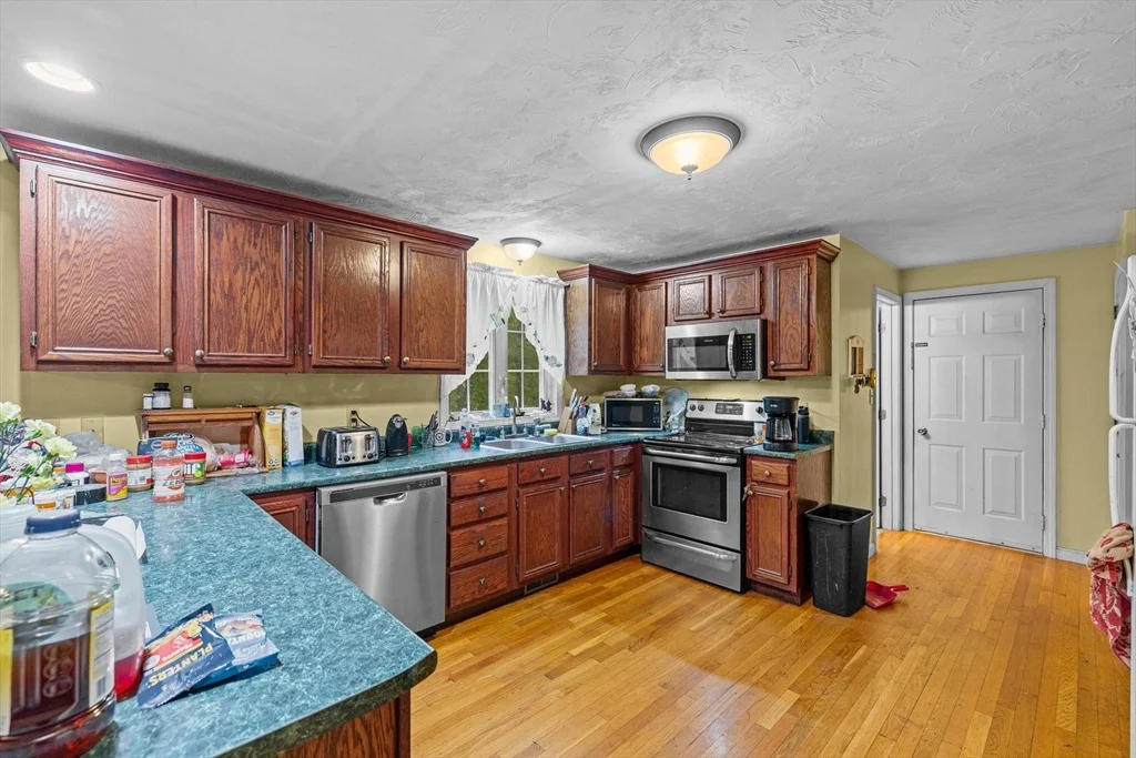 Photo of 77 Millstone Ln