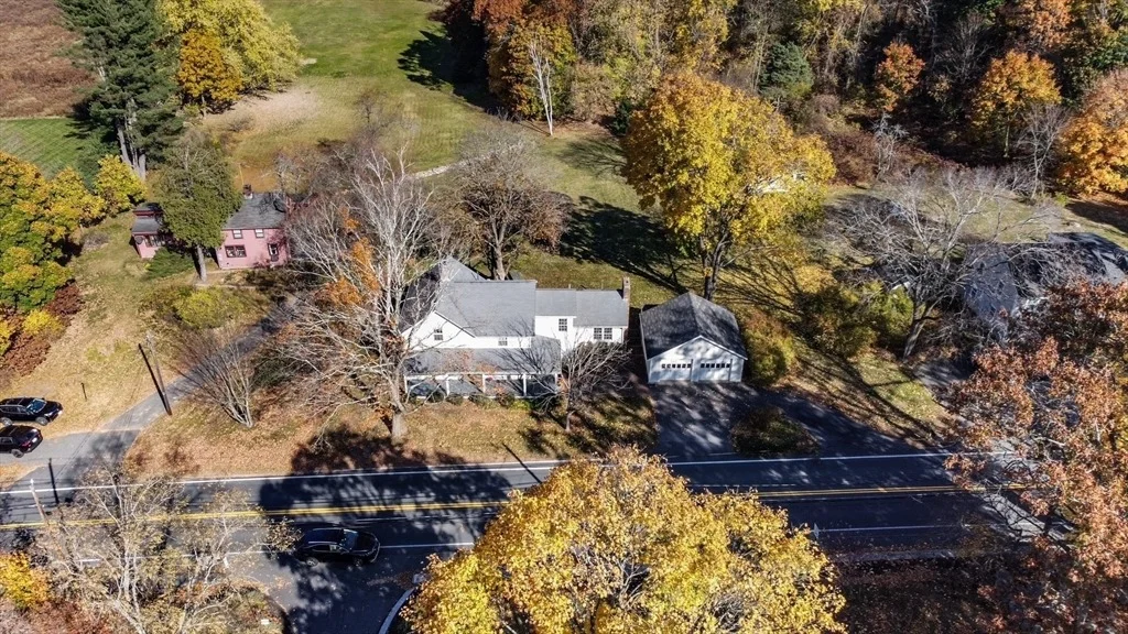 Photo of 423 Cambridge Tpke