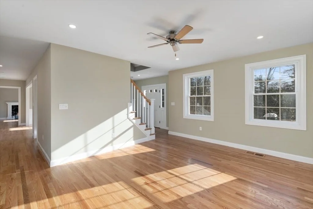Photo of 799 Lowell Street