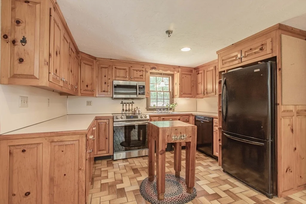Photo of 1115 Forest St