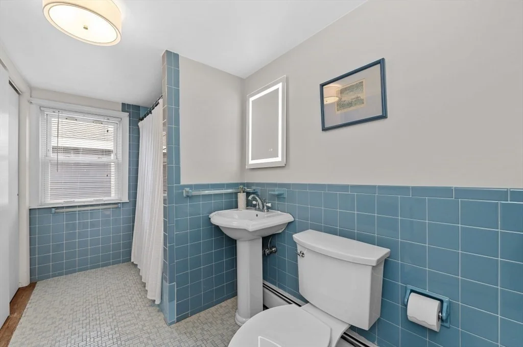 Photo of Unit 2 at 41 Ackers Ave