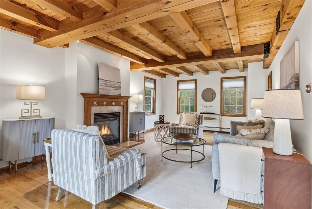 Photo of 7 Palis Dr