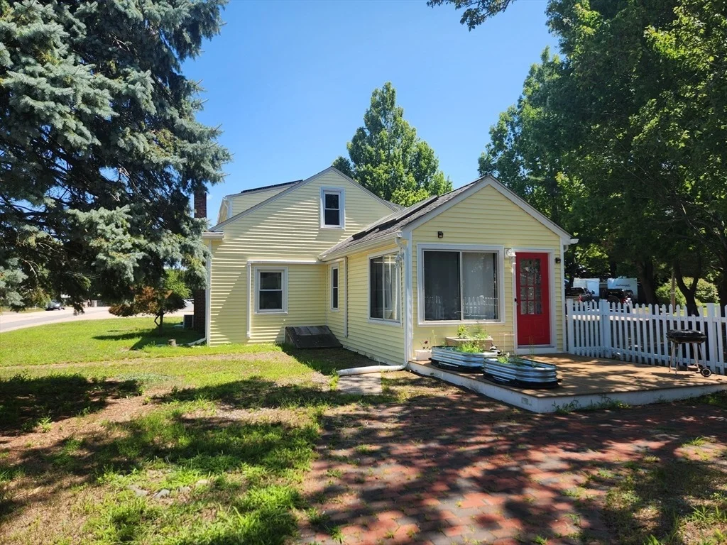 Photo of 48 Captain Courtois Dr