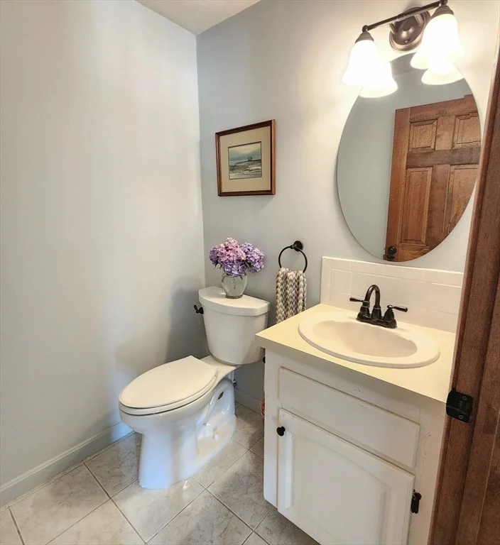 Photo of 143 Abbey Gate Rd
