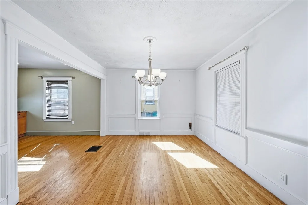 Photo of 12 Eade St