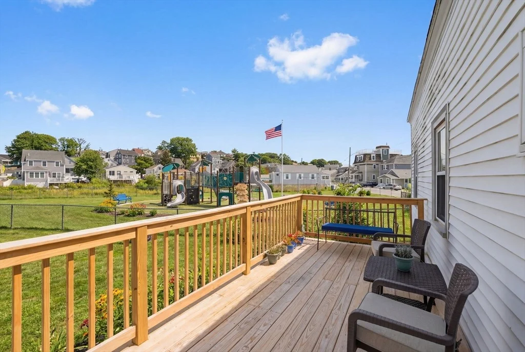 Photo of 137 Hampton Cir