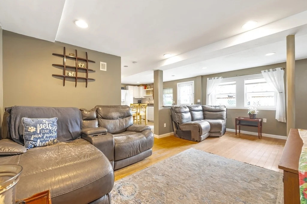 Photo of 25 Nickerson Rd