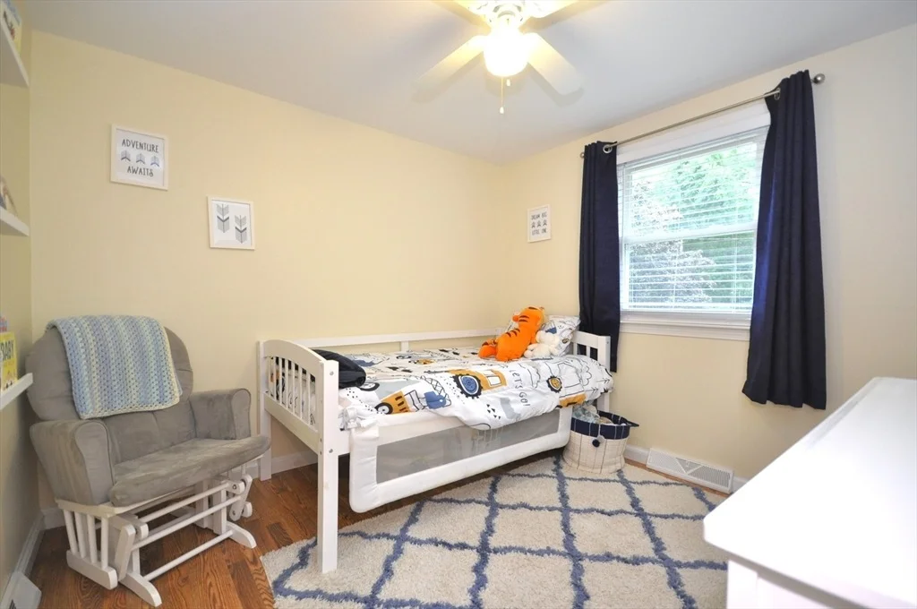 Photo of 46 Bridle Rd