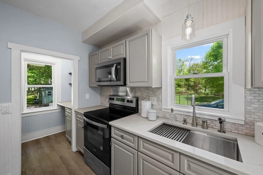 Photo of 24 Bowker Ave