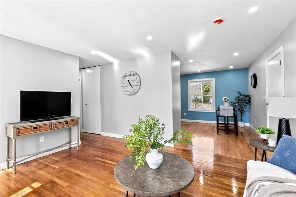 Photo of 60 Pine Tree Lane