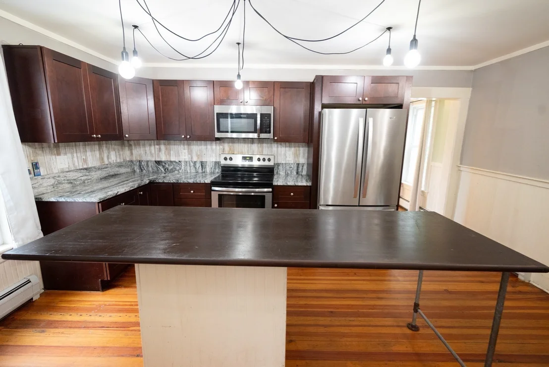 Photo of 119 Everett Ave