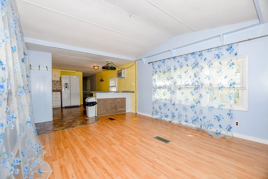 Photo of 24 Kimberly Ct