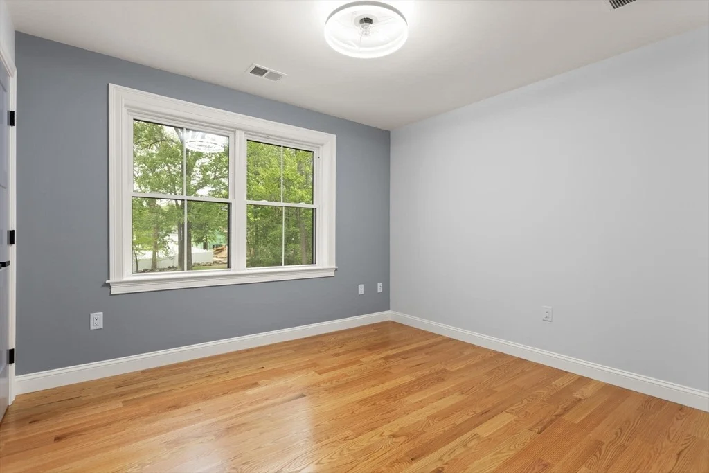 Photo of 7 Four Acre Drive