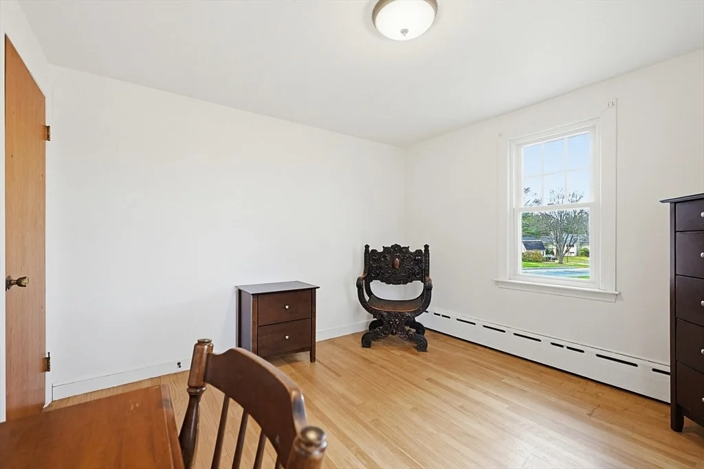 Photo of 76 Curtis Ave