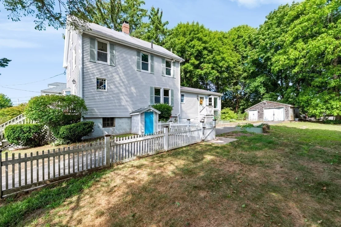 Photo of 17 Fairview Ave