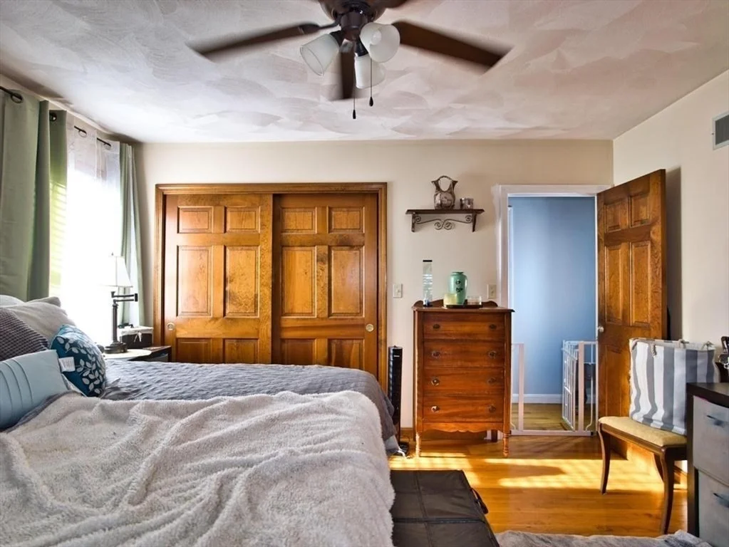 Photo of 555 Harbor View Blvd