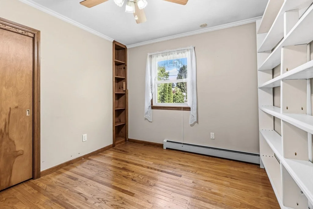 Photo of 8 Richardson Cir