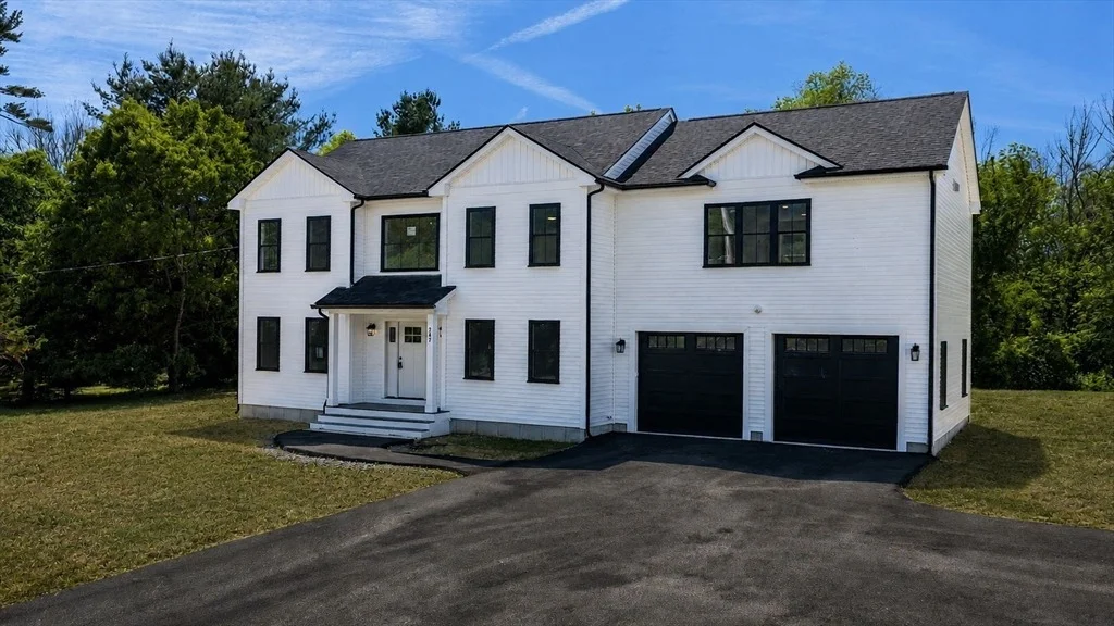Photo of 247 Braley Hill Rd