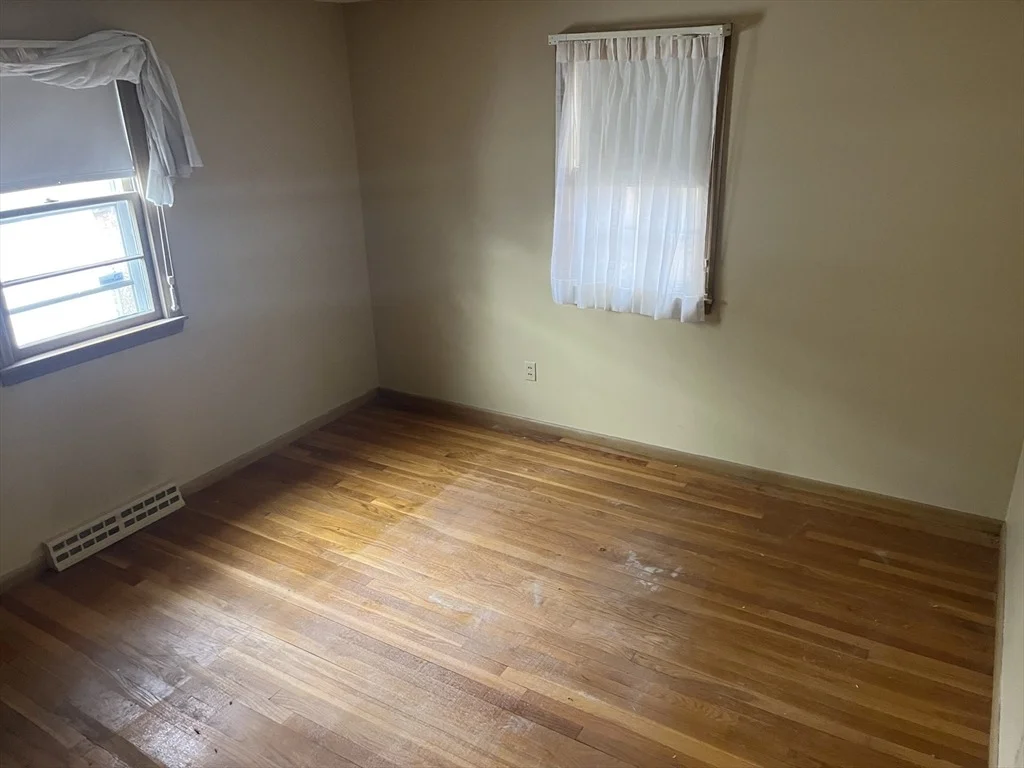 Photo of 27 Joyce Avenue