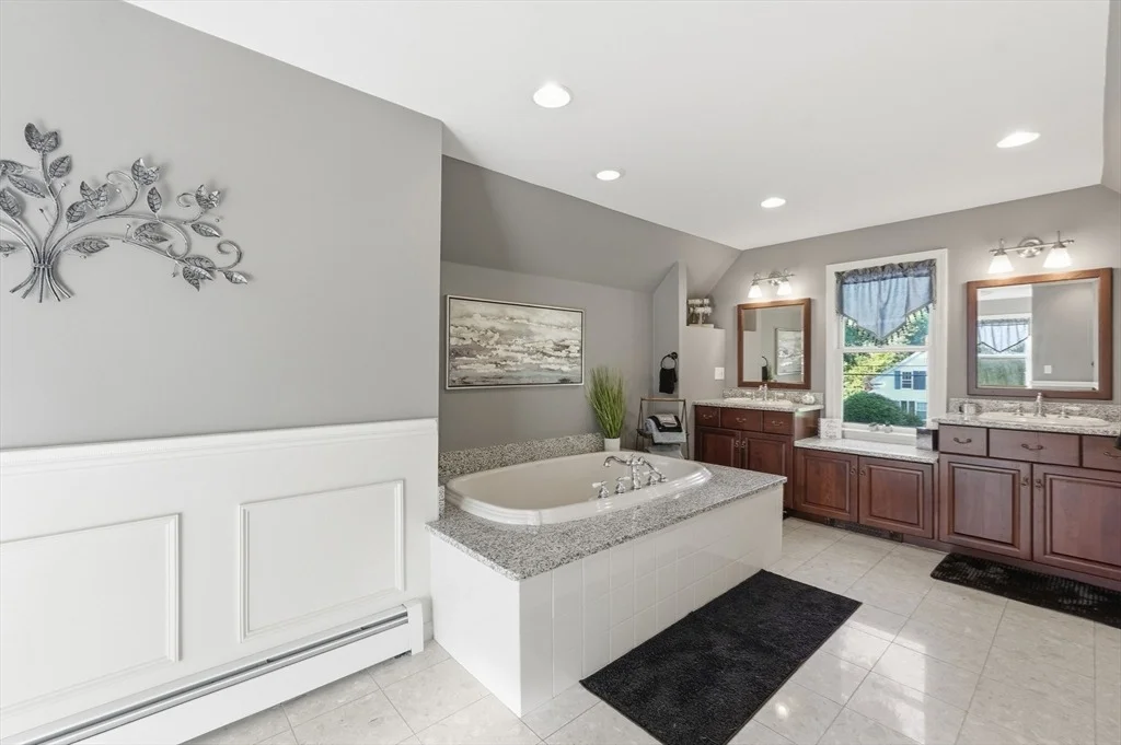 Photo of 45 Boylston Circle