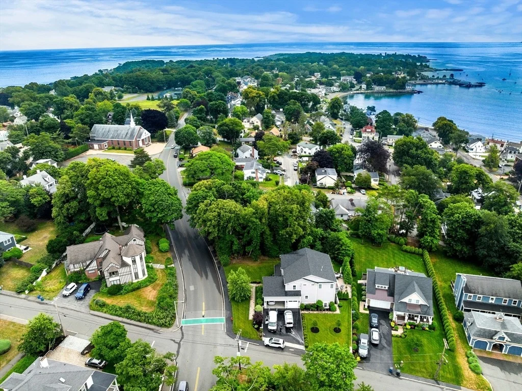 Photo of 239 Nahant Road