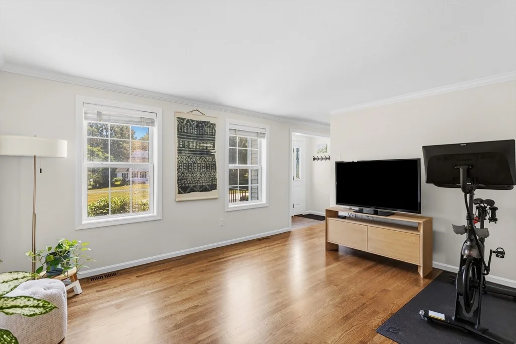 Photo of 1 Daisy Lane