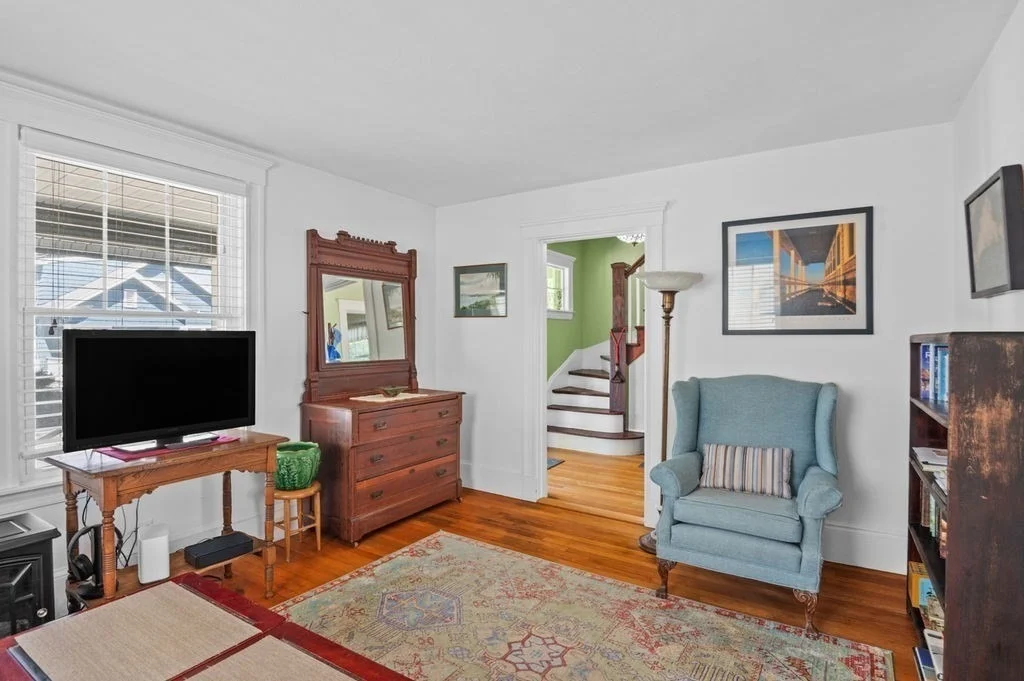 Photo of 52 Locust St