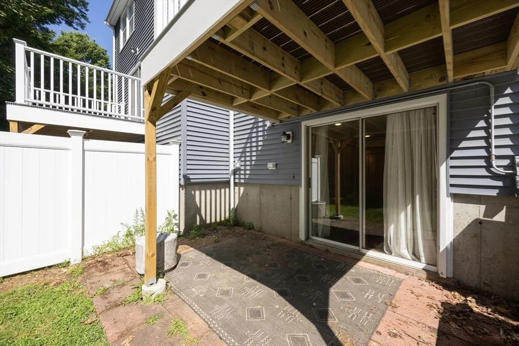 Photo of Unit 19 at 19 Cedar Square