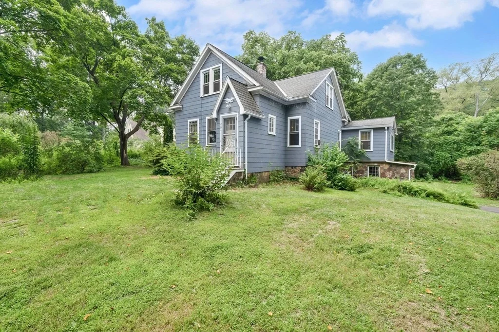 Photo of 207 Lacus Drive